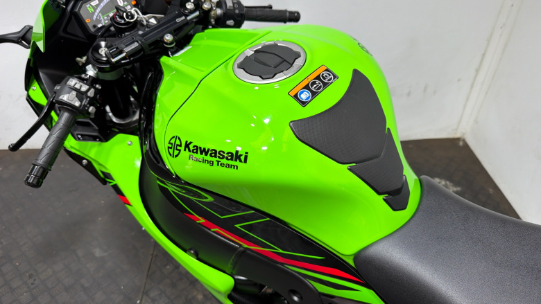 Kawasaki Ninja Zx 10 ZX1002LPFAN (23MY)